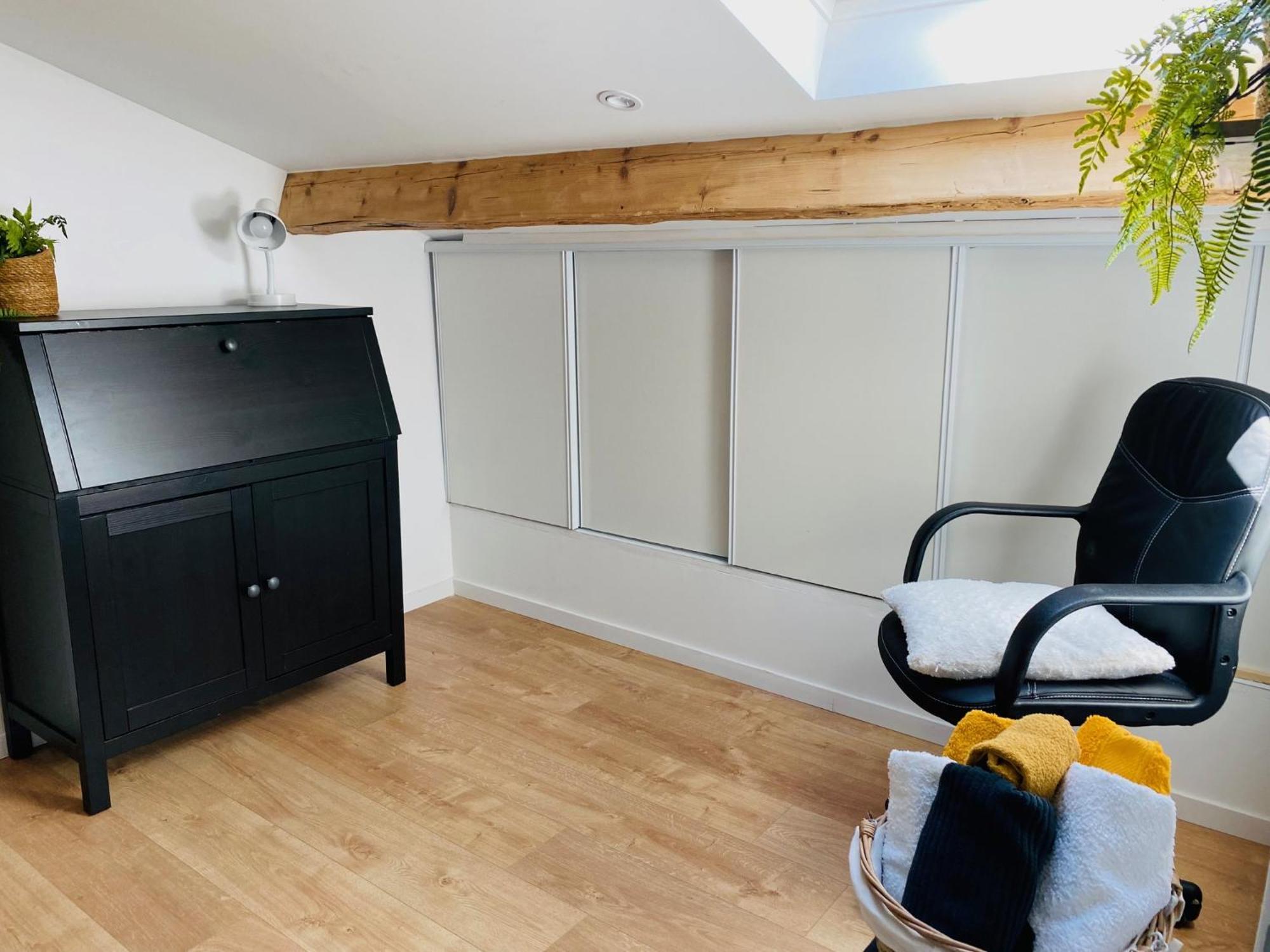 Apartment Douillet Et Coquet Climatise - Parking Prive Gratuit - Centre Montpellier
